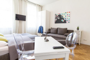 Design Apartments I contactless check-in